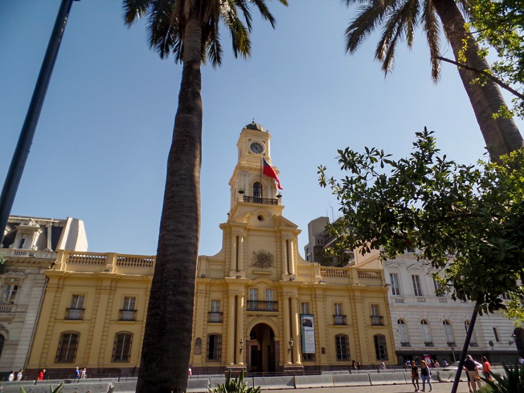 Plaza de Armas, National Historical Museum - Santiago